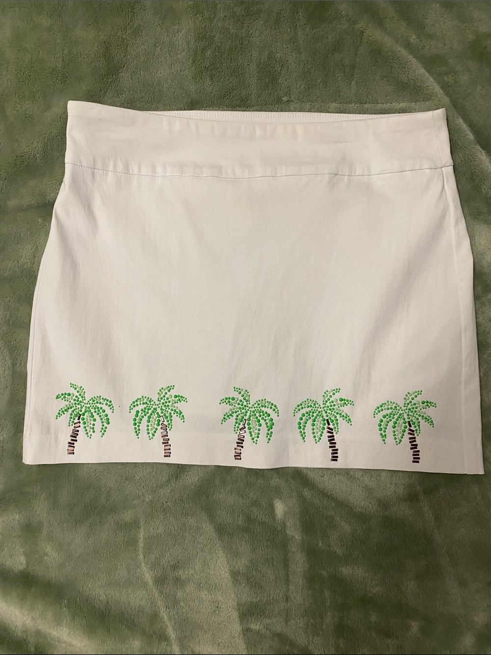 Attyre White Skort with Green Palm Motif